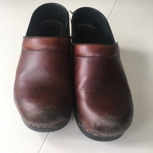 Dansko Brown Leather Clog Used 38 women